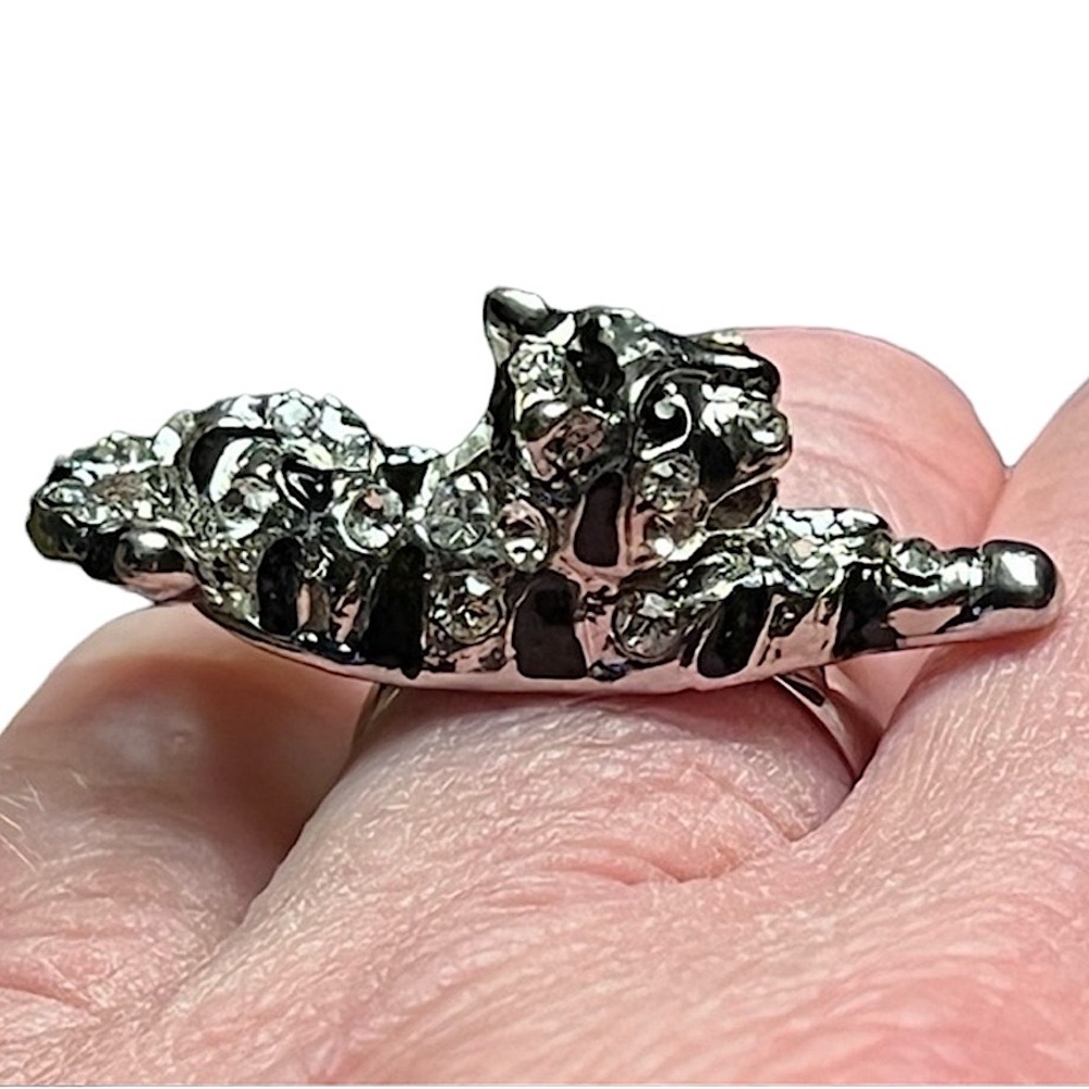 - Tiger Cat Silver Striped Rhinestone Ring! NEW!